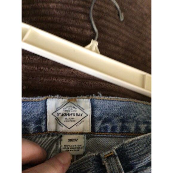 Distressed 30 x 32 Men's Faded Ripped St. John’s Bay Easy Fit Blue Jeans Cotton - Picture 7 of 7